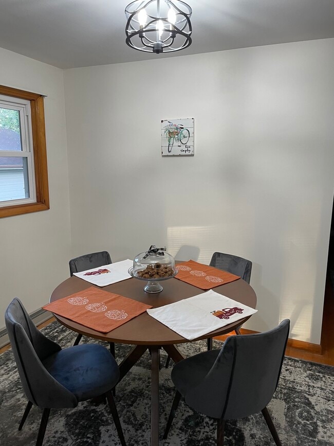 Building Photo - 20 Corriedale Rd