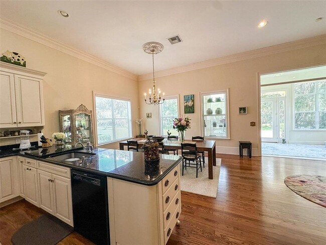 Building Photo - 6425 NW 202nd Pl