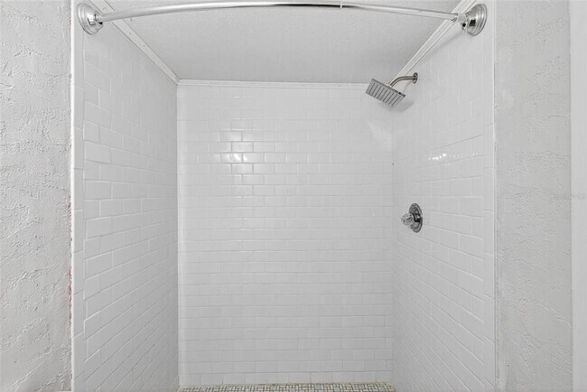 Building Photo - 6308 Newtown Cir