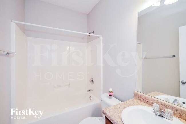 Building Photo - 5068 Pioneer Pkwy