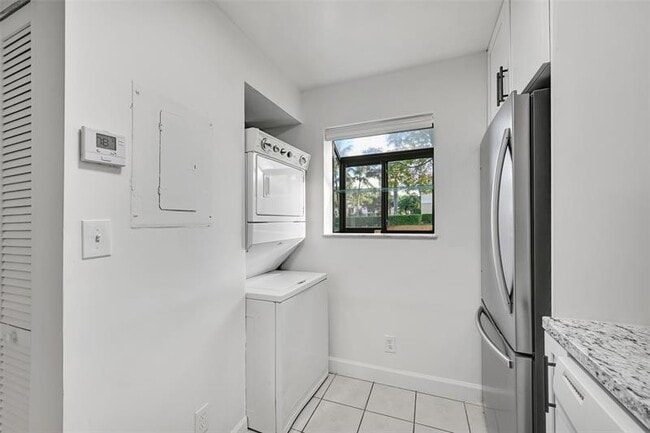 Building Photo - 109 Gardens Dr