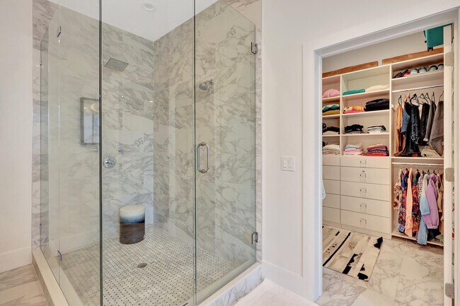 Building Photo - 12612 Mallet Cir