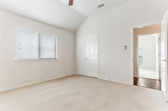 Building Photo - 720 Hardwood Dr