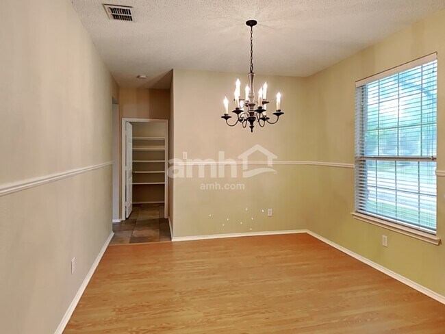 Building Photo - 2936 Wild Oak Ln