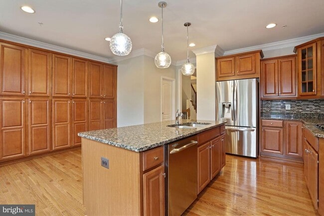 Building Photo - 603 Overlook Park Dr