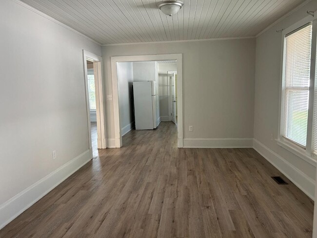 Building Photo - 2203 E Garner Rd