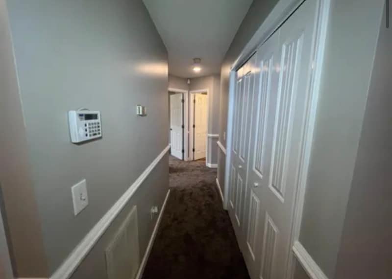 Building Photo - 404 Waterville Dr