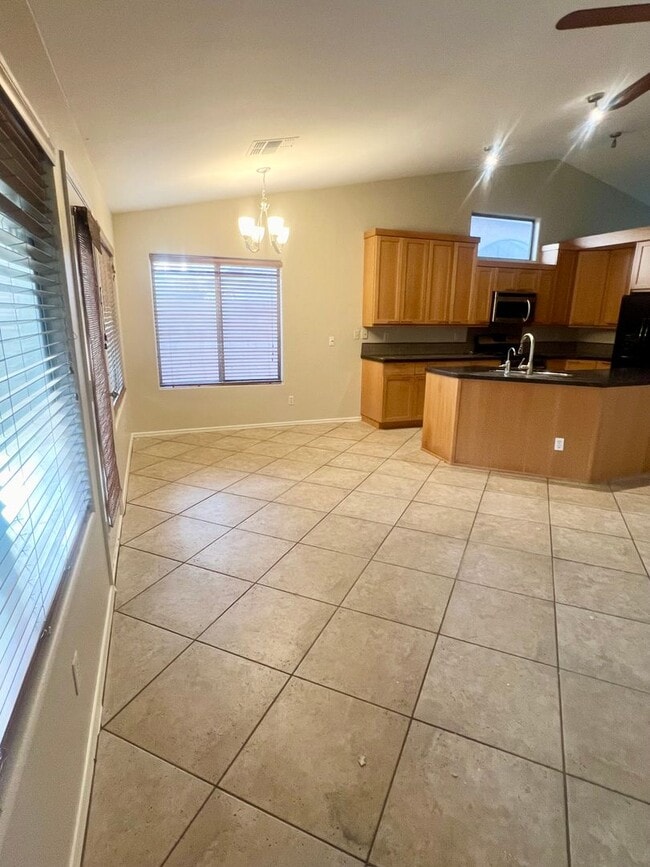 Building Photo - 3-bedroom at Val Vista & Guadalupe in Gilbert