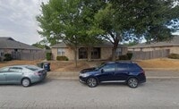 Building Photo - 1706 Dexter Dr S