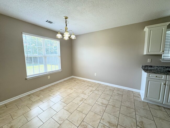 Building Photo - 331 Tyson Glen Dr