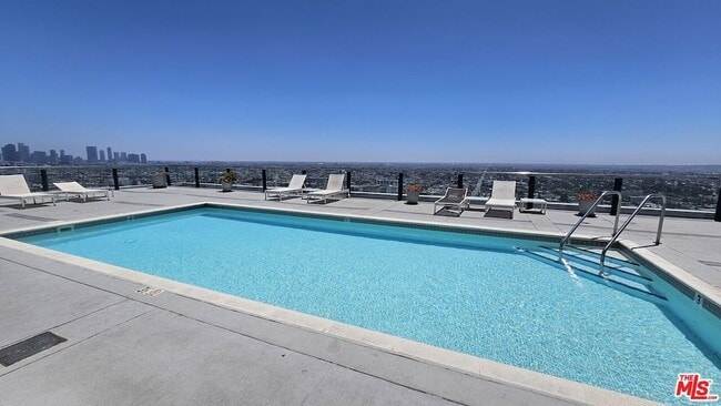 Building Photo - 3810 Wilshire Blvd