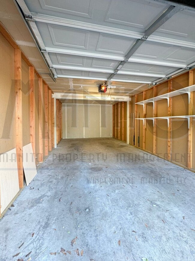 Building Photo - Stunning Liberty Lake Condo