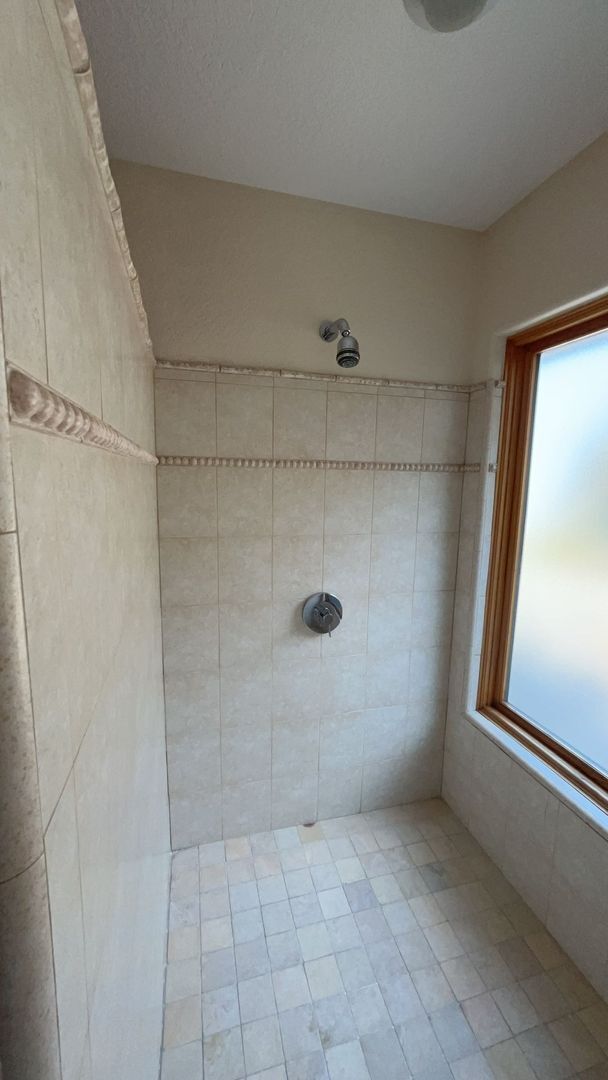 Building Photo - 4406 San Juan Dr