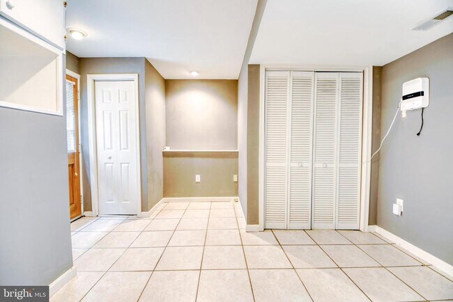 Building Photo - 800 Baltimore Annapolis Blvd