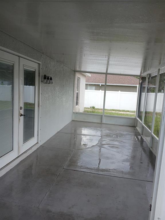 Building Photo - 7500 Lullwater Ave