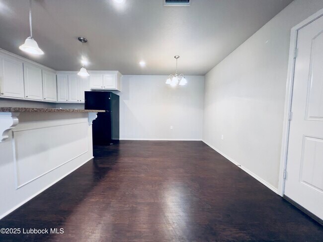 Building Photo - 2805 113th St