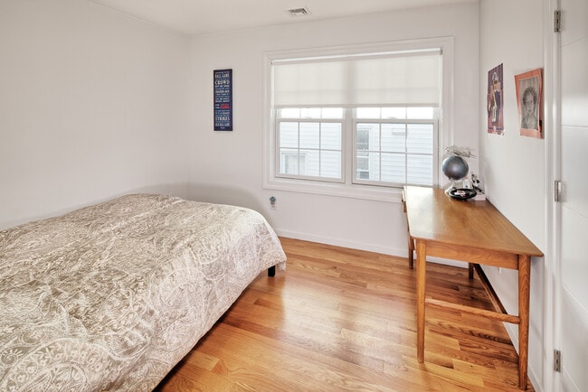 Building Photo - 288 County Rd