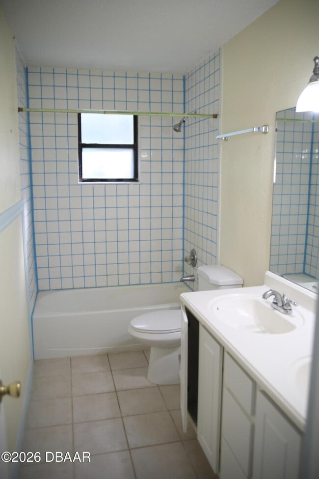 Building Photo - 277 Galbraith Ave