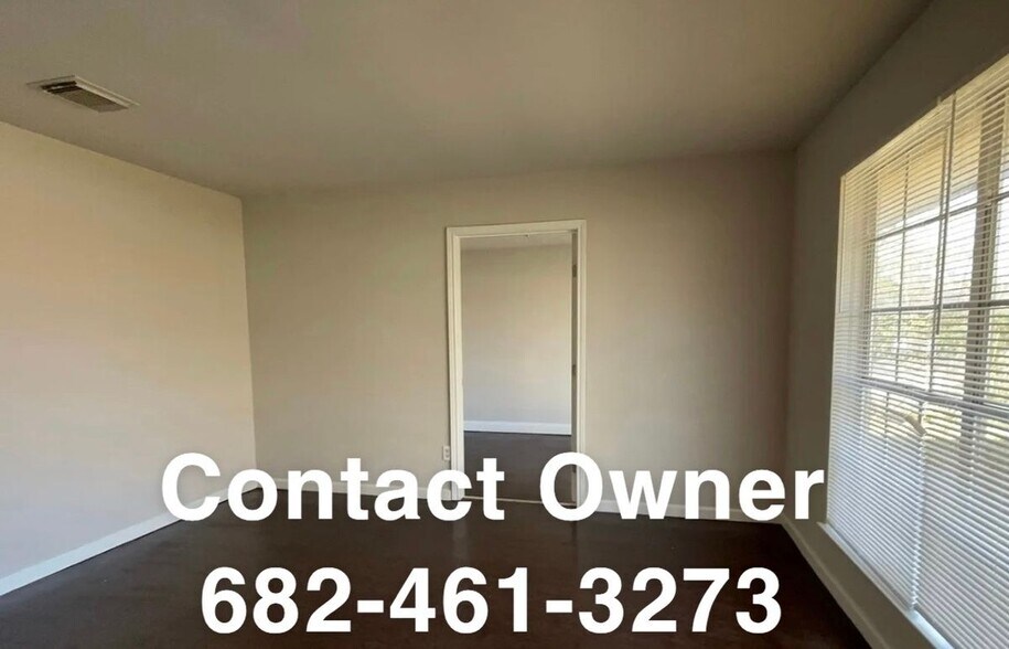 Building Photo - 1734 Palmdale St