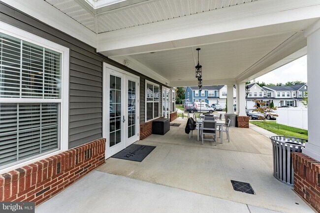 Building Photo - 3700 Havertill Ln