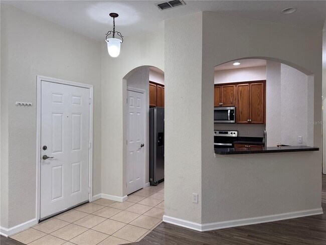 Building Photo - 3001 Greystone Loop