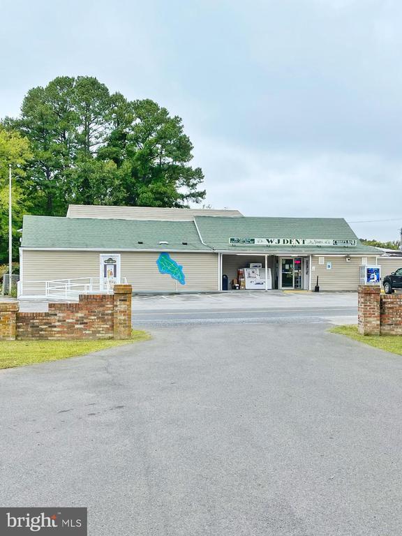 Building Photo - 44600 Tall Timbers Rd
