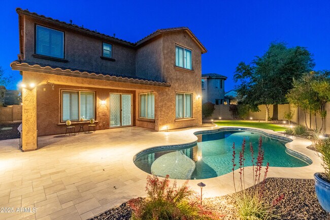Building Photo - 3603 E Salter Dr