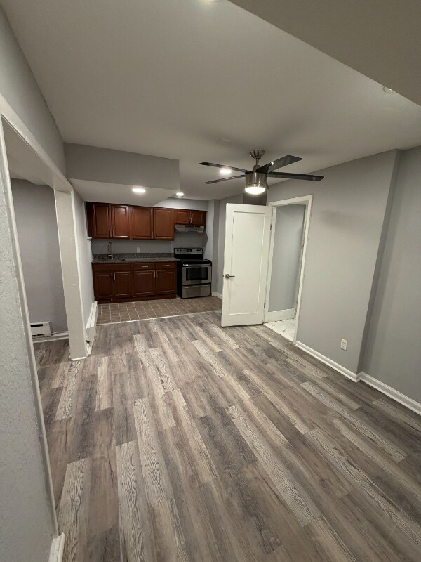 Building Photo - 46 E Cliveden St