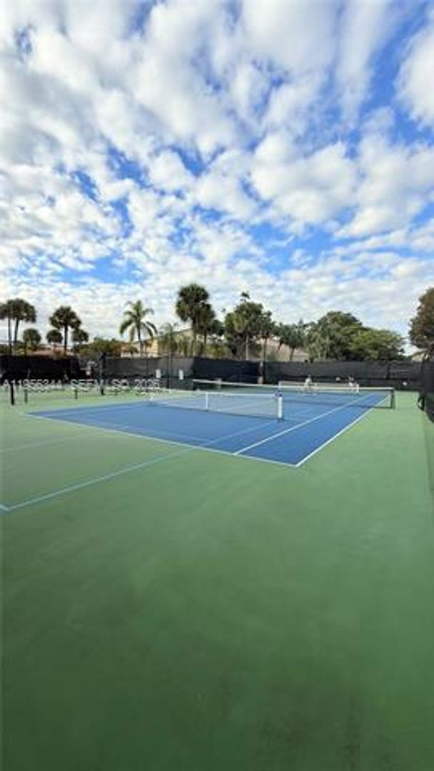 Building Photo - 3430 Torremolinos Ave