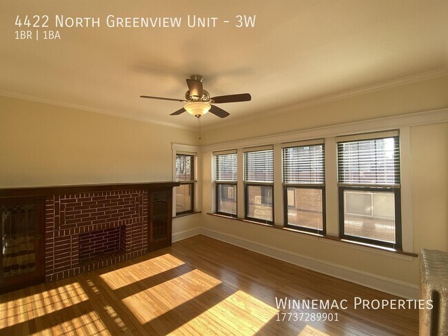 Building Photo - 4422 N Greenview Ave