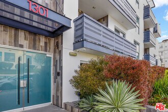 Building Photo - 1301 Brockton Ave