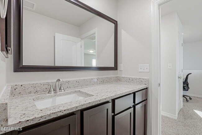 Building Photo - 11150 Blazing Star Pl