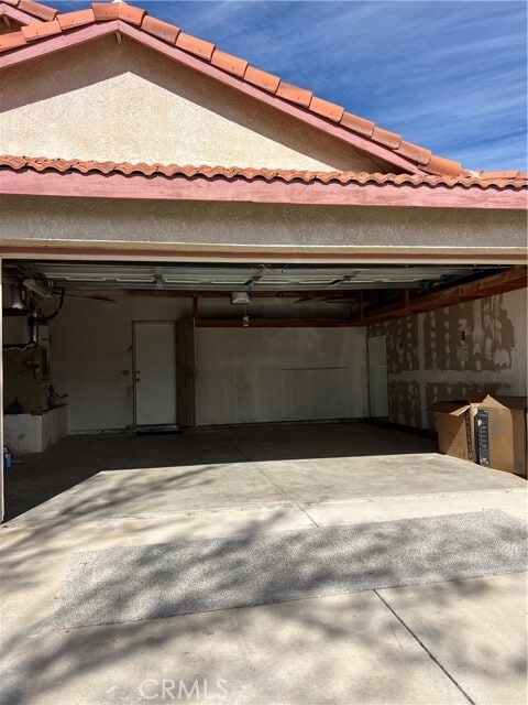 Building Photo - 10966 Willow Ln