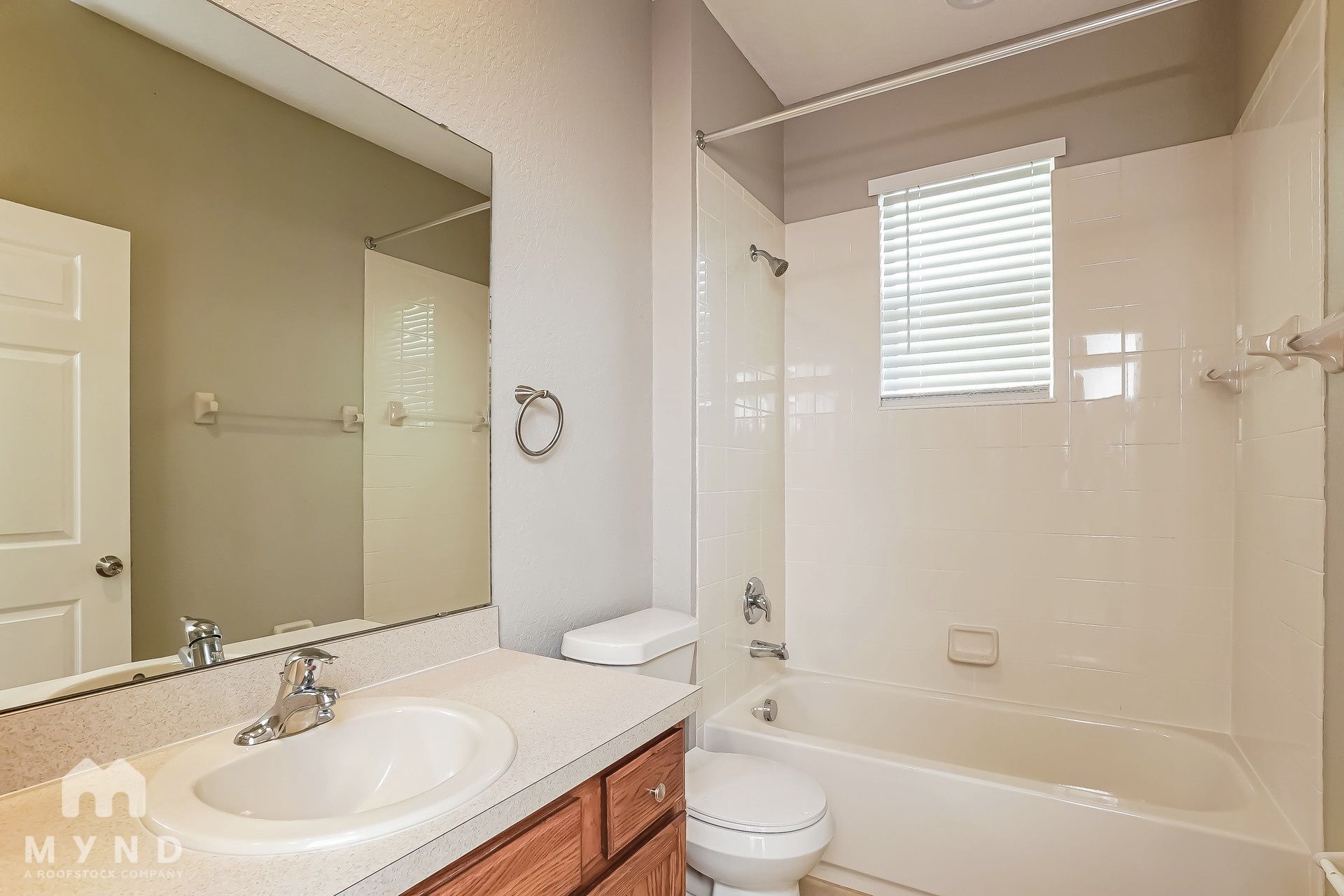 Building Photo - 2913 Bonita Cir