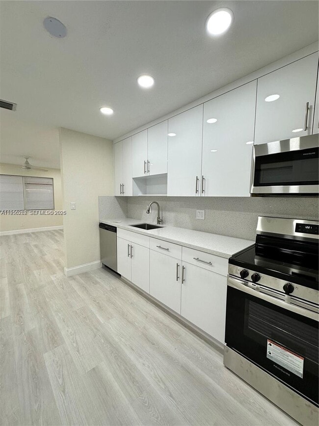 Building Photo - 108 NW 3rd Ave