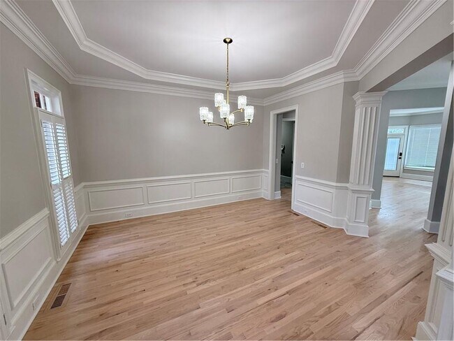 Building Photo - 1660 Briergate Dr