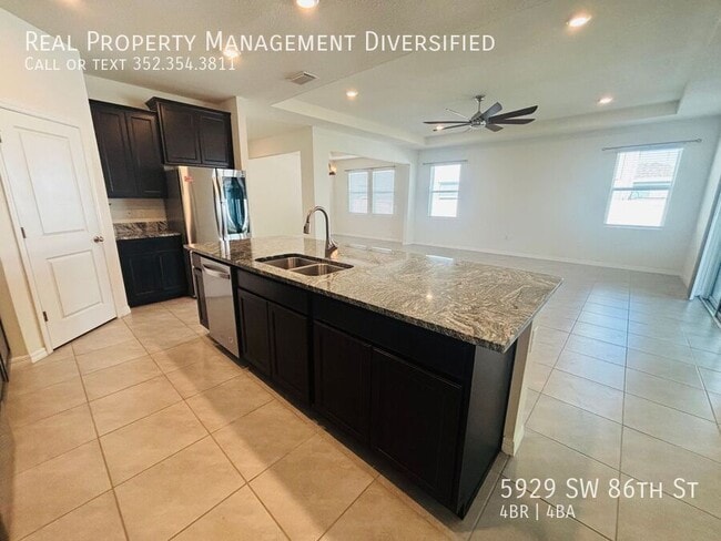 Building Photo - 5929 SW 86th St