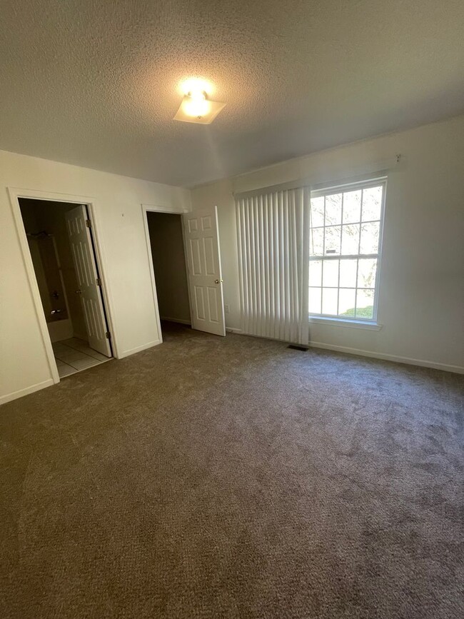 Building Photo - 3 Bedroom 2 Bath Home near downtown Greenv...