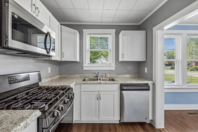 Building Photo - 226 Cumberland Dr