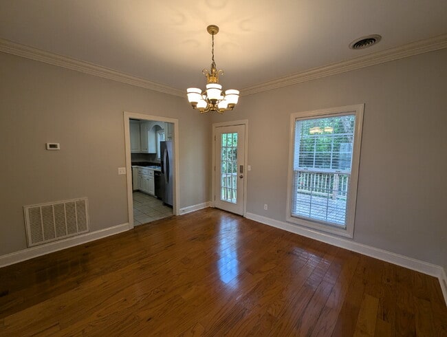Building Photo - 117 Twin Gates Drive