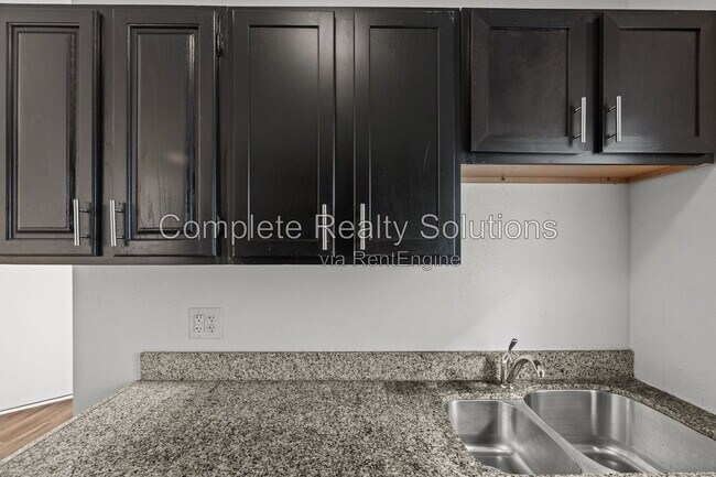 Building Photo - 119 Eichelberger St