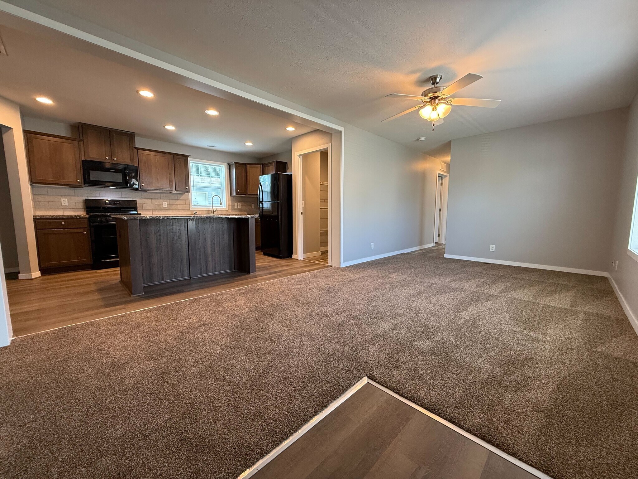 Building Photo - 71676 Heather Ct