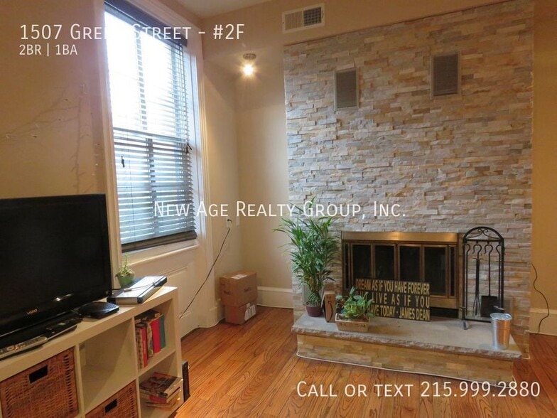Building Photo - 1507 Green St