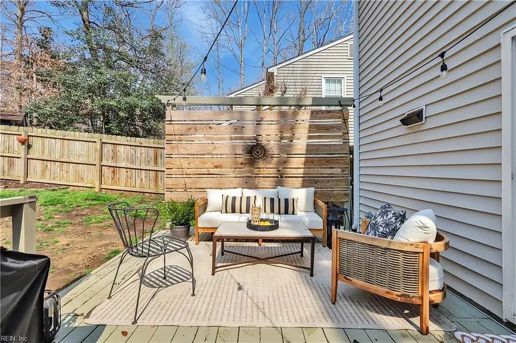 Building Photo - 4048 Bradshaw Dr