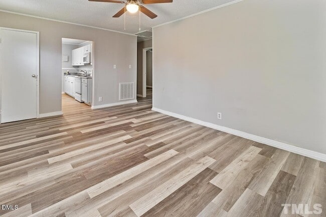 Building Photo - 2509 White Oak Ave