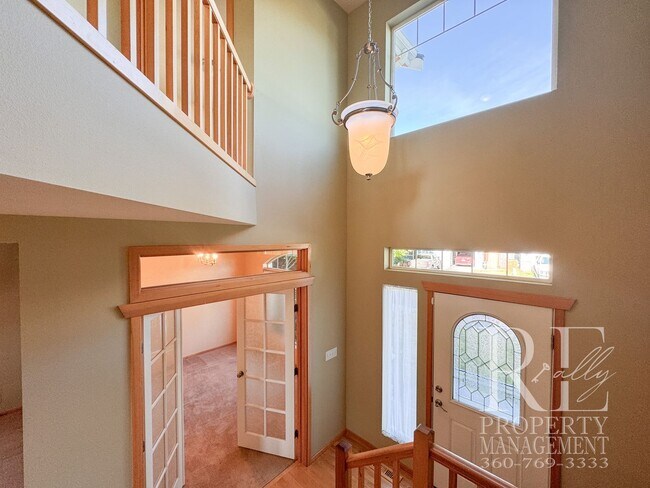Building Photo - 18128 Mt Walker Dr NE