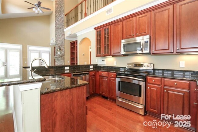 Building Photo - 405 Halyard Ln