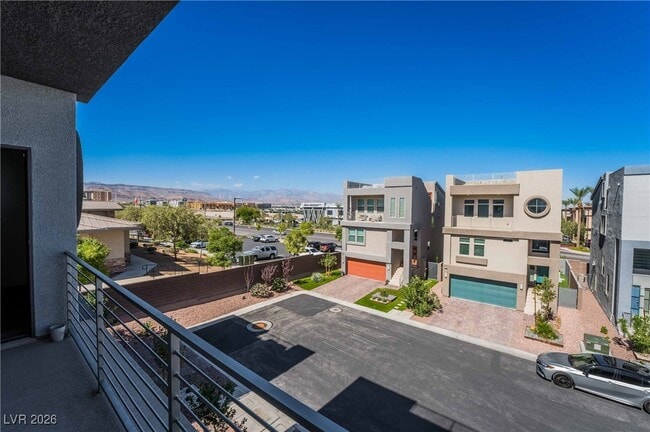 Building Photo - 8115 Carpenter Creek Ave