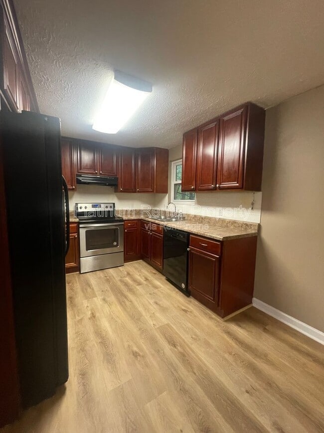 Building Photo - 3987 Cherokee Trail