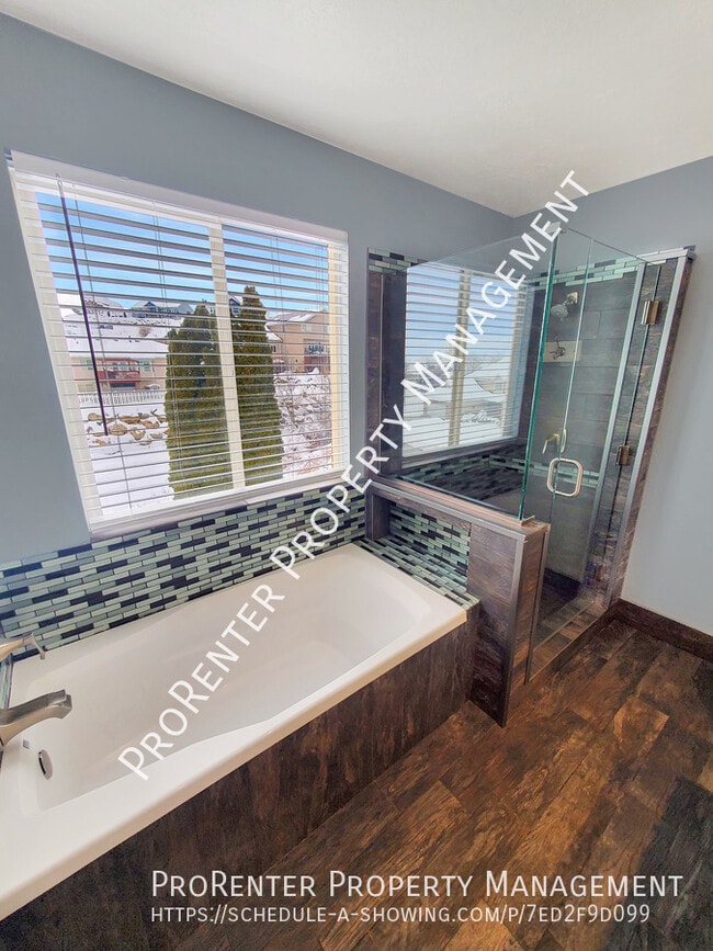 Building Photo - 3585 N 275 E